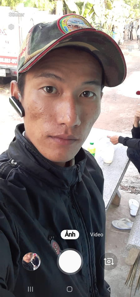 Hoàng Em Trần